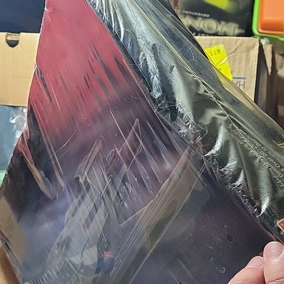 Star Trek U.S.S. Reliant 1/650 Scale 1995 Model Kit by AMT ERTL Wrath of Khan - Picture 7 of 8